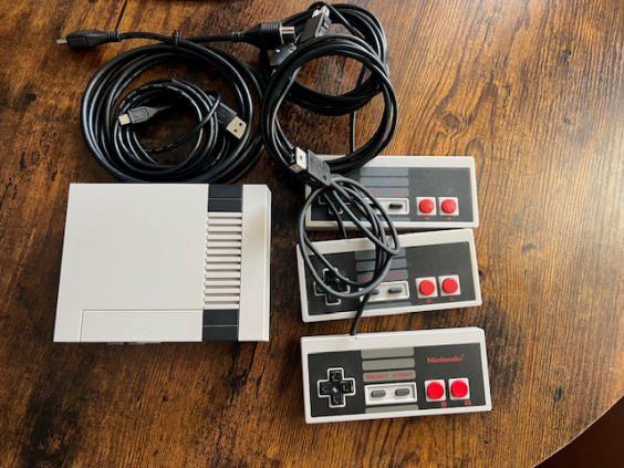 Neue Anzeigen Nintendo Classic Mini Spielkonsole Nintendo Classic Mini Spielkonsole